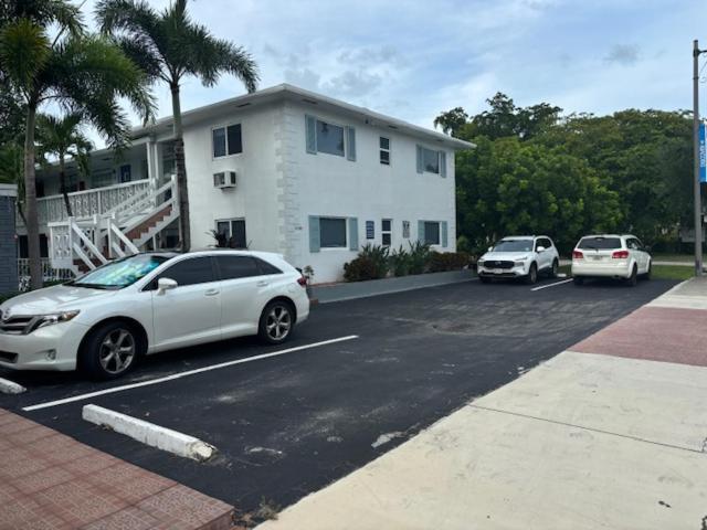 May-Dee Suites In Florida Голливуд Экстерьер фото
